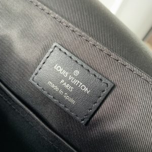 Louis Vuitton District Messenger Bag-M46255-26*20*7CM - Image 6