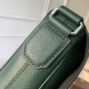 Louis Vuitton District Messenger Bag-M46255-26*20*7CM - Image 7