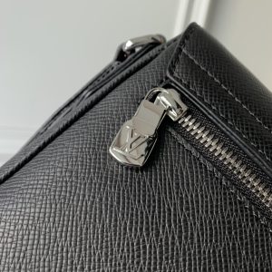 Louis Vuitton District Messenger Bag-M46255-26*20*7CM - Image 8