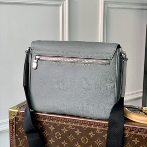Louis Vuitton District Messenger Bag-M46255-26*20*7CM - Image 1