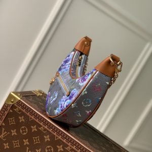 Louis Vuitton Loop Handbags-M810981-23*13*6CM - Image 4