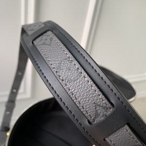 Louis Vuitton Audio case-20×20×7CM - Image 7