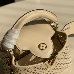 Louis Vuitton Capucines Handlebag-21* 14* 8&27*21*10CM - Image 9
