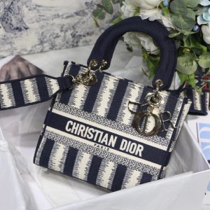 Lady Diro Bag-24*20*11CM - Image 1