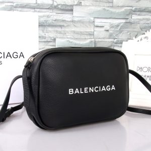 Balenciaga Camera Bag-19*12*5&25*19*6CM - Image 3