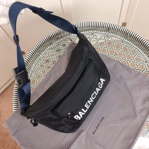 Balenciaga Crossbody Bag-44*18*10CM - Image 7
