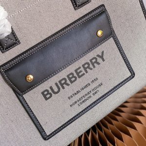 Burberry Freya-33*12.5*26CM - Image 6