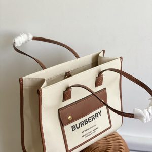 Burberry Freya-33*12.5*26CM - Image 3
