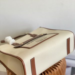 Burberry Freya-33*12.5*26CM - Image 6