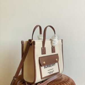 Burberry Freya-23*8*19CM - Image 4