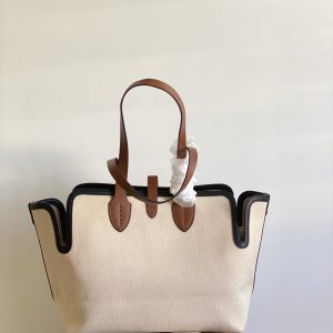 Burberry The Belt Tote-35*15*31CM - Image 6