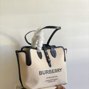 Burberry The Belt Tote-35*15*31CM - Image 6