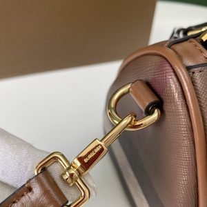Burberry Handbags-18.5*11*12 /30*15*21CM - Image 11