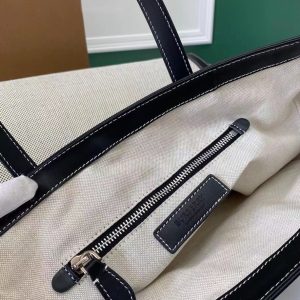 Burberry Tote-35.5 x 8.5 x 38CM - Image 7