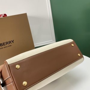 Burberry Tote-30 x 11 x 22.5CM - Image 2