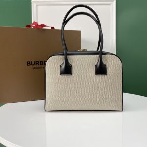 Burberry Tote-30 x 11 x 22.5CM - Image 5