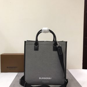 Burberry Tote Bag-35.5 x 15 x 37.5CM - Image 3