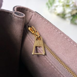 Louis Vuitton Vavin Handbags-26*20*8CM - Image 3