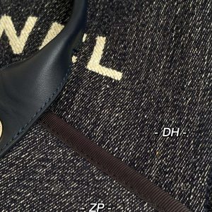 Ch@nel Shopping Bag - Image 10