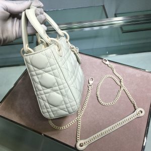 Lady Diro With Lambskin-17*15*8CM - Image 6