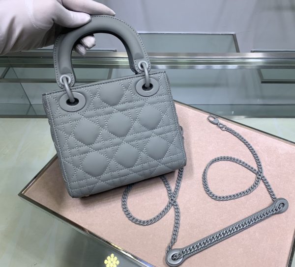 diorbag-413021rerew_3_.jpg