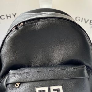Gienvchy Backpack-28x40x15CM - Image 3