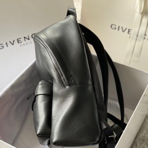 Gienvchy Backpack-28x40x15CM - Image 4