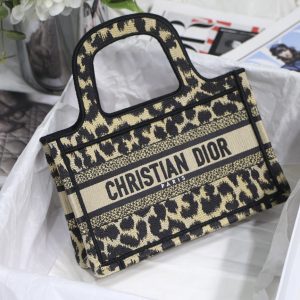 Diro Mini Book Tote-23*17*7CM - Image 1