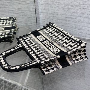 Diro Mini Book Tote-23*17*7CM - Image 9