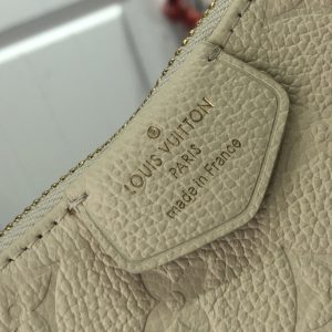 Louis Vuitton Easy Pouch On Strap-19×11.5x3CM - Image 4