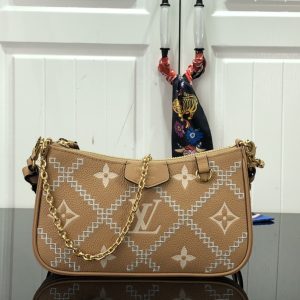 Louis Vuitton Easy Pouch On Strap-19×11.5x3CM