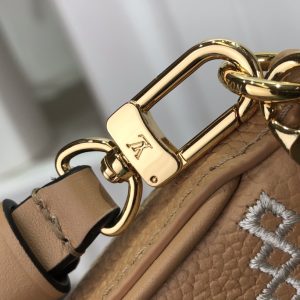 Louis Vuitton Easy Pouch On Strap-19×11.5x3CM - Image 5