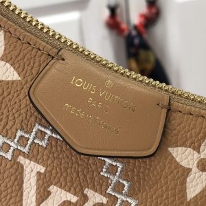 Louis Vuitton Easy Pouch On Strap-19×11.5x3CM - Image 9