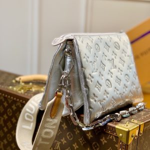 Louis Vuitton Coussin Handbags-26*20*12CM - Image 5