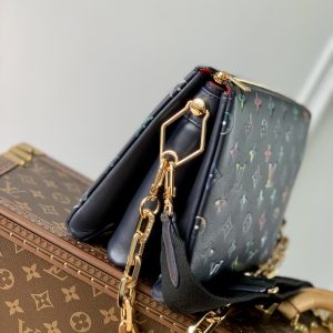 Louis Vuitton Coussin BB Bag-21*16*7 CM - Image 6