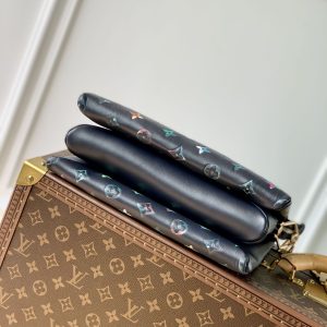Louis Vuitton Coussin BB Bag-21*16*7 CM - Image 5