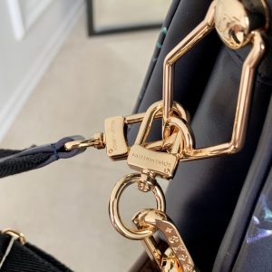 Louis Vuitton Coussin BB Bag-21*16*7 CM - Image 2