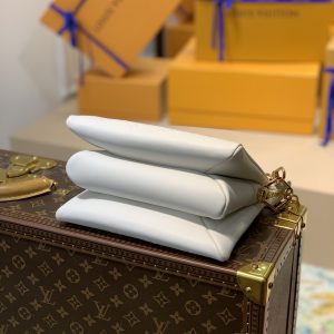 Louis Vuitton Coussin Handbags-26*20*12CM - Image 6