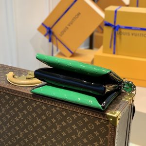Louis Vuitton Coussin Handbags-26*20*12CM - Image 6