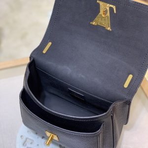 Louis Vuitton Lockme Handbags PM-M57073-23*17*11CM - Image 4