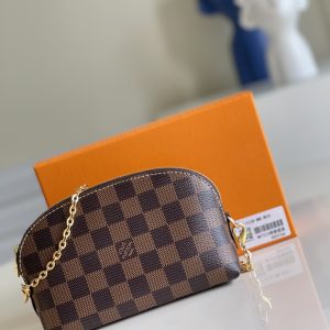 Louis Vuitton Cosmetic Bag-17*12*6CM