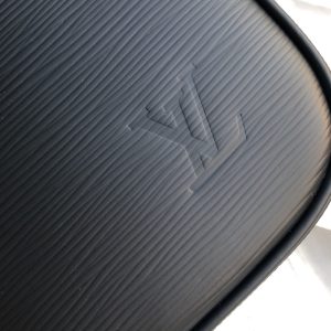 Louis Vuitton Briefcase Explorer Handbags-39*30*10 CM - Image 9