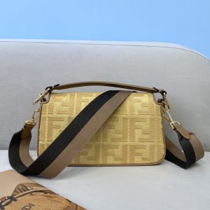 Fendi Medium Baguette Bag-26x15x4CM - Image 9