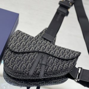 Diro Saddle Bag-20 x 28.6 x 5CM - Image 2