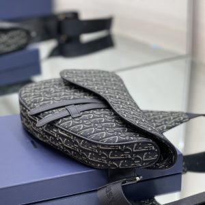 Diro Saddle Bag-20 x 28.6 x 5CM - Image 7