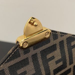 Fendi Vintage Handbags-24x18x8CM - Image 9