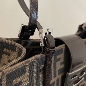 Fendi Vintage Handbags-28x19x10CM - Image 4
