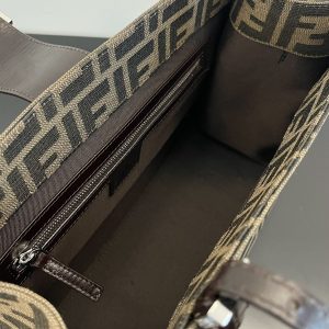 Fendi Vintage Handbags-28x19x10CM - Image 5