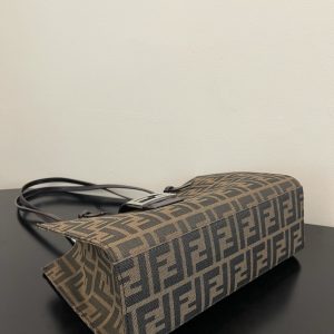 Fendi Vintage Handbags-28x19x10CM - Image 9