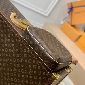 Louis Vuitton Odeon Handbags-M56390-26* 29*7CM - Image 3
